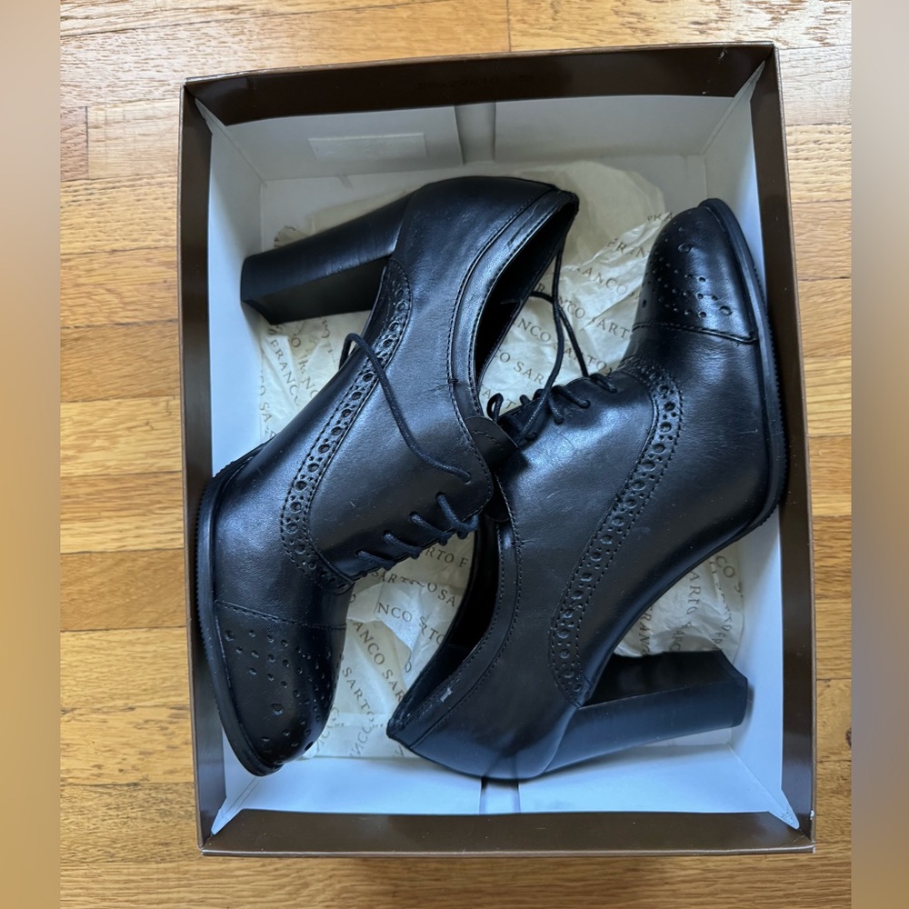NWT Franco Sarto Black Heeled Oxford Shoes